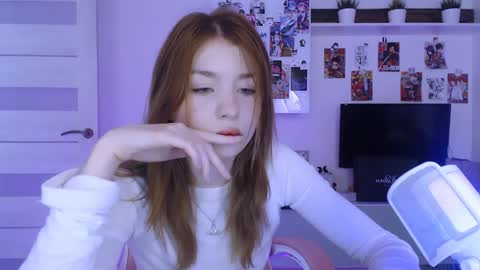 Snapshot of lower_angel chatting on December 7, 8:00 pm Loly online show from December 7, 8:00 pm