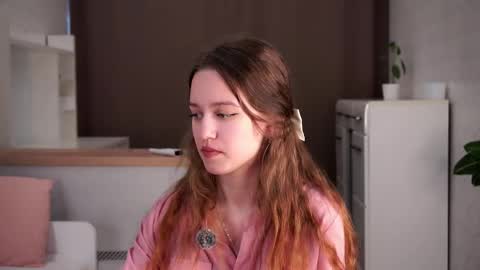 Amelia online show from April 16, 11:43 am