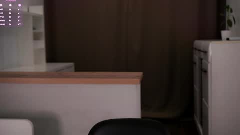 Amelia online show from April 17, 12:07 pm