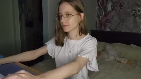 Karmell online show from March 10, 5:29 pm