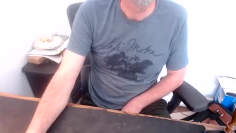 lreed090 online show from March 26, 5:40 pm