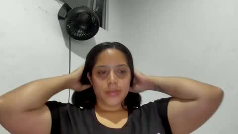 Lucy online show from December 19, 5:14 am