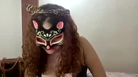 Snapshot of luana363 chatting on February 11, 2:14 am luana363 online show from February 11, 2:14 am