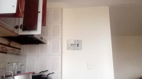 luanapowerful online show from December 4, 7:46 pm