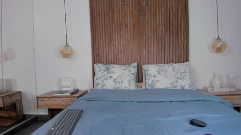 Luana online show from April 16, 6:30 pm