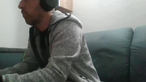 Luca online show from January 8, 8:07 pm