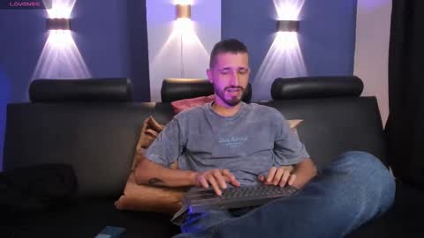 Lucas online show from February 10, 4:48 am