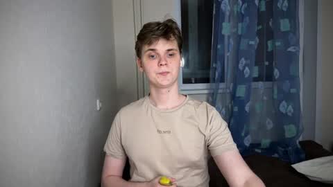 Lucas Gill online show from December 3, 7:17 pm