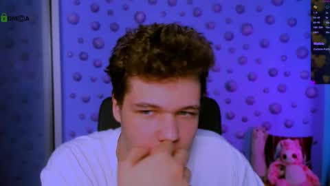 lucas_long_ online show from November 30, 10:11 am