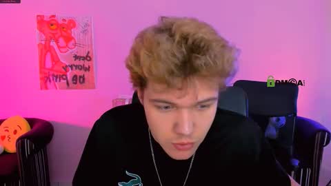 lucas_long_ online show from December 23, 10:54 am