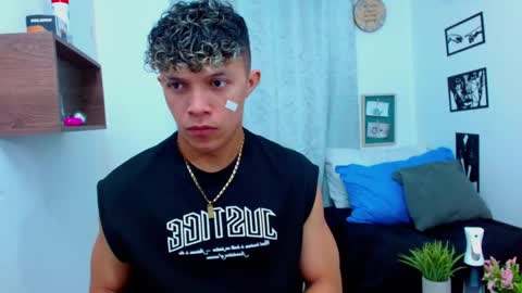 Lucas Luxx online show from February 4, 12:31 pm