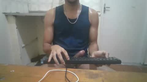 lucascarv online show from November 3, 4:02 am