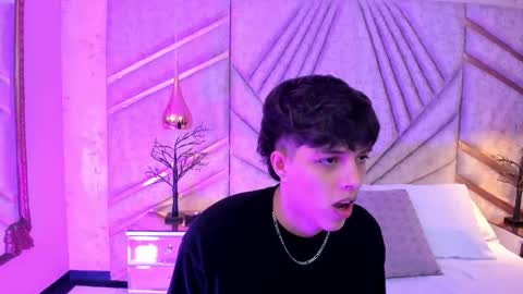 Lucasopry online show from April 19, 1:23 pm