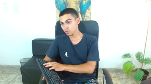 Lucas online show from March 21, 8:35 pm