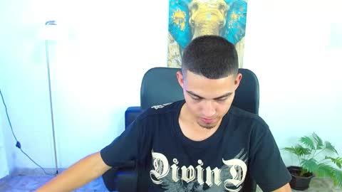 Lucas online show from April 10, 9:30 pm