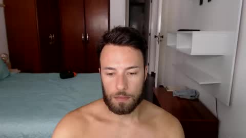 lucassouza23 online show from January 5, 1:36 pm