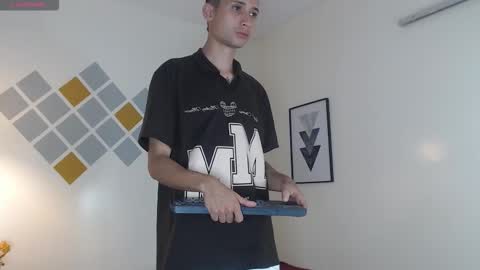 LucassSmith11 online show from February 16, 7:01 pm