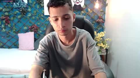 LucassSmith11 online show from May 12, 10:19 pm