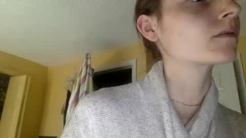 Luci Layne online show from July 28, 3:21 pm