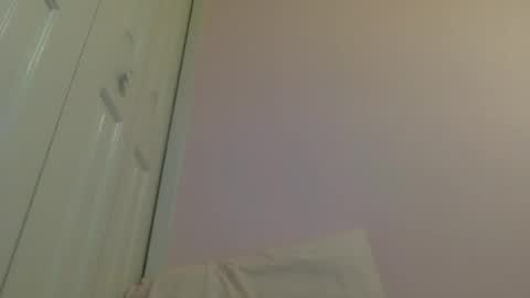 Luci Layne online show from June 18, 1:33 am