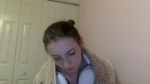 Luci Layne online show from July 12, 3:21 am
