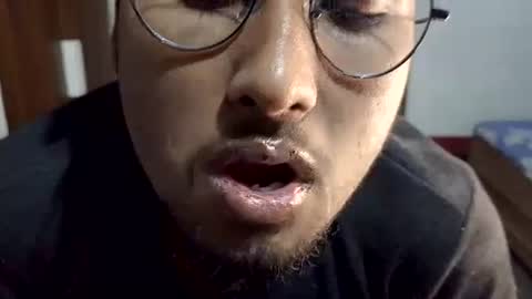 luci_ri online show from February 7, 1:47 pm