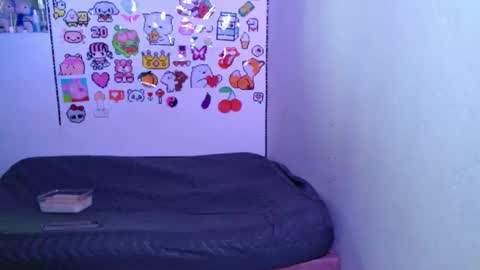 Lucia online show from October 13, 2:08 pm