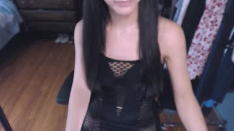 Snapshot of lucia_sky chatting on September 30, 11:37 pm Lucia online show from September 30, 11:37 pm
