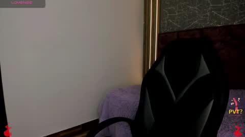 Snapshot of lucia_star_ chatting on January 15, 10:24 pm lucia star  online show from January 15, 10:24 pm