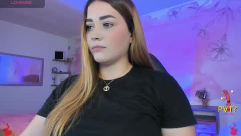 Snapshot of lucia_star_ chatting on February 28, 11:56 pm lucia star  online show from February 28, 11:56 pm