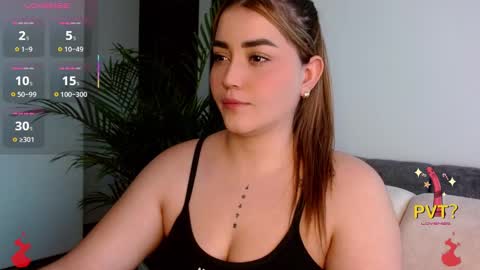 Snapshot of lucia_star_ chatting on October 15, 8:42 pm lucia star  online show from October 15, 8:42 pm