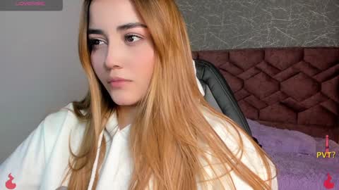 Snapshot of lucia_star_ chatting on January 28, 7:53 pm lucia star  online show from January 28, 7:53 pm