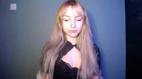 Lucy online show from January 18, 8:29 pm