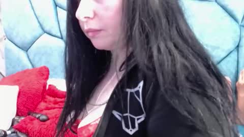 Luci online show from January 15, 10:18 pm