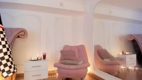 Luciana online show from October 24, 8:53 pm