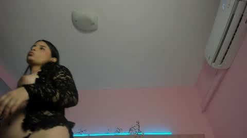 lucianablake online show from April 21, 4:30 am