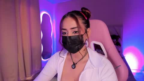    online show from July 5, 3:41 pm