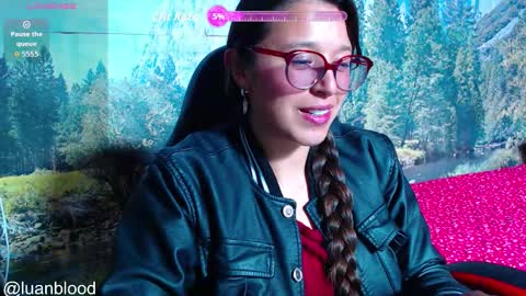 Lucy online show from January 14, 2:41 am