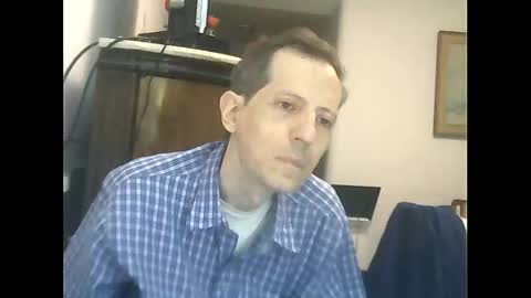 Luciano online show from January 8, 2:28 am