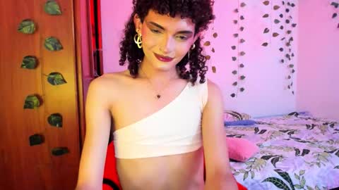 Lucy or Lucian 3 Come to my social Links3   online show from September 17, 4:27 am