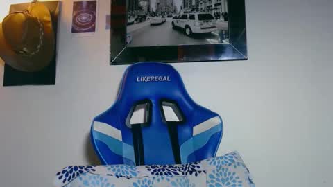 luciferstar01 online show from April 19, 12:55 am