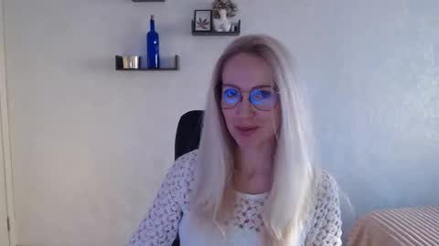 Arina online show from March 1, 2:10 pm