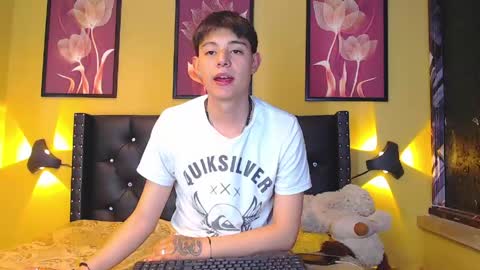 luckk_ online show from April 14, 5:33 am