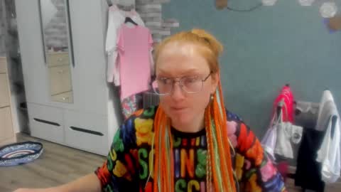 lucky_licky20 online show from October 1, 4:00 am