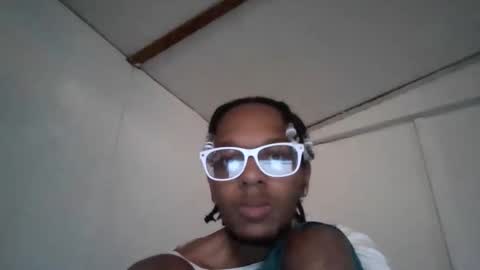 lucky online show from March 5, 4:27 pm