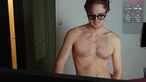 Iron Jhon online show from December 18, 4:35 pm