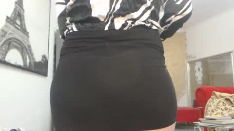 Ana online show from October 20, 1:49 pm