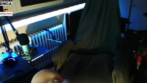        call me  Stefan online show from January 11, 12:22 am