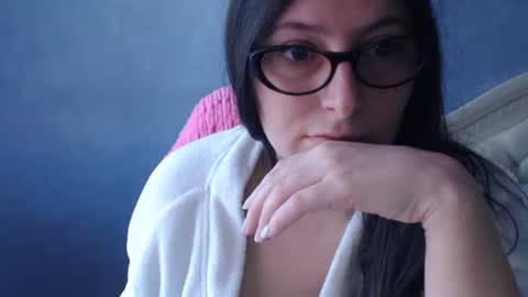 luckylinda23 online show from May 3, 9:48 am