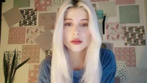 luckysapphire777 online show from December 21, 12:33 pm